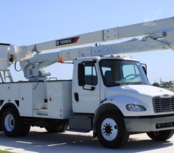 2016 Terex HRX55 MOUNTED ON 2015 FREIGHTLINER BUSINESS CLASS M2 106