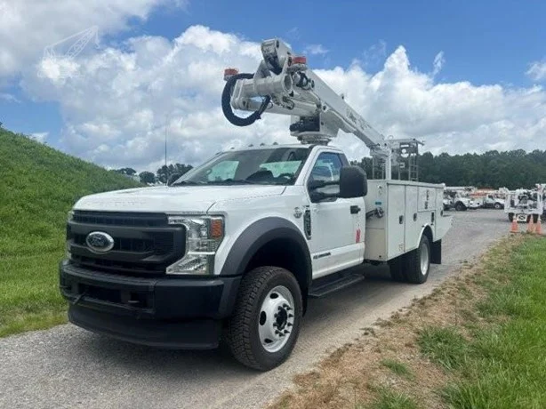 2021 ALTEC AT238P MOUNTED ON 2021 FORD F550