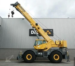 2006 Grove RT700E