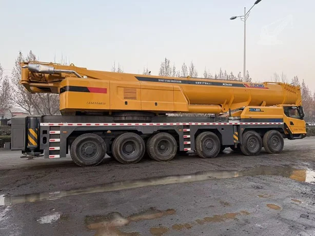 2022 XCMG XCA220