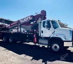 2015 Elliott H110 MOUNTED ON 2015 FREIGHTLINER 108SD