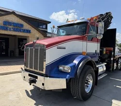 2013 Palfinger PK33002EH MOUNTED ON 2013 KENWORTH T880