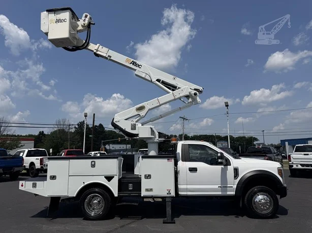 2019 ALTEC AT41M MOUNTED ON 2019 FORD F550