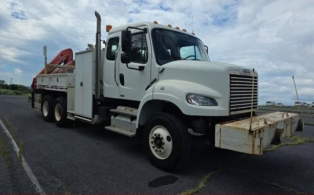 2011 Palfinger PK12000 MOUNTED ON FREIGHTLINER BUSINESS CLASS M2 106 Mounted Knuckle Boom Cranes for Sale