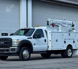 2015 Stellar 5520 MOUNTED ON 2015 FORD F550