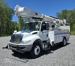 2019 ALTEC AM55E MOUNTED ON 2019 INTERNATIONAL DURASTAR 4300