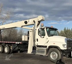 2026 National 8100D MOUNTED ON 2027 FREIGHTLINER 114SD