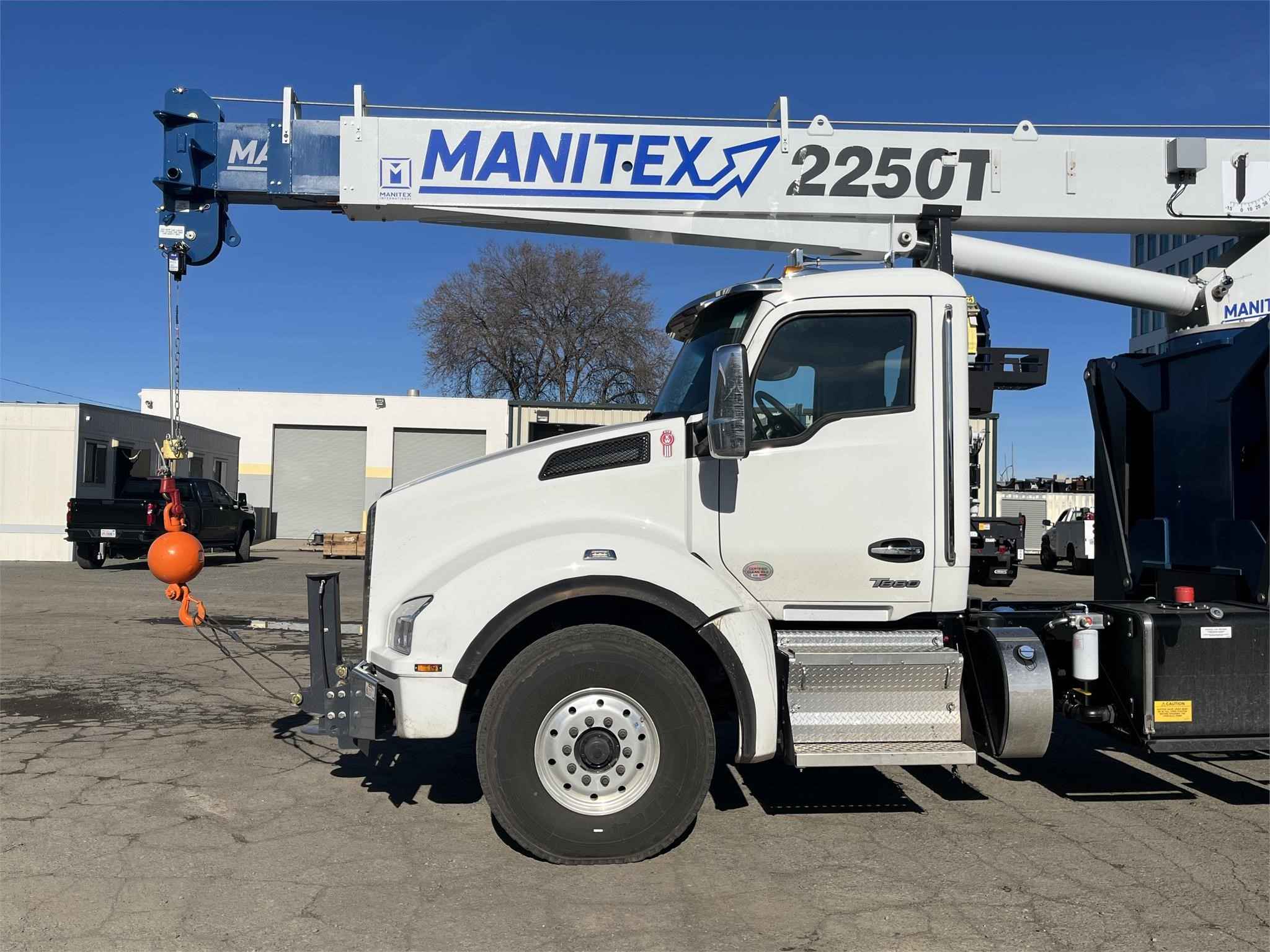 2023 Manitex 2250T