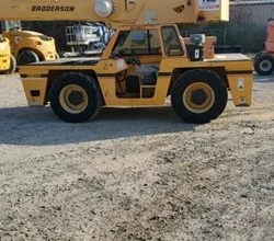 2014 BRODERSON IC200-3H