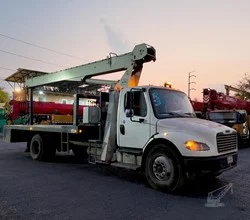 2014 NATIONAL 500E2 MOUNTED ON 2014 FREIGHTLINER BUSINESS CLASS M2 112