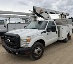 2011 Versalift TEL29NE MOUNTED ON 2011 FORD F350