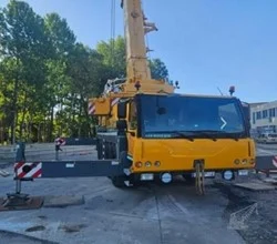 2013 Liebherr LTM1090-4.1