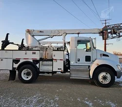 2011 Altec A40P MOUNTED ON 2012 KENWORTH T370