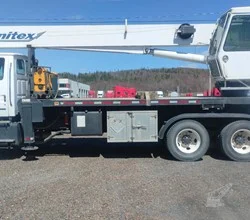 2003 MANITEX 2892S MOUNTED ON 2003 STERLING L7500