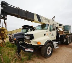 2008 National 1800 MOUNTED ON 2008 STERLING LT9500