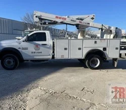 2018 Versalift SST40EIH MOUNTED ON 2018 RAM 5500 HD