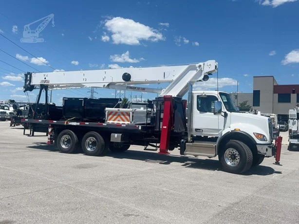 2026 LOAD KING STINGER 28-106 MOUNTED ON 2025 PETERBILT 548