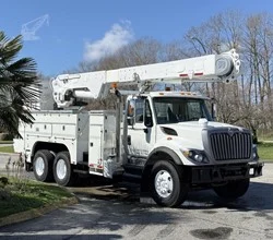 2008 Altec AM55E MOUNTED ON 2008 INTERNATIONAL WORKSTAR 7500