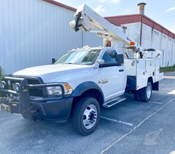 2016 Eti ETC37IH MOUNTED ON 2016 DODGE RAM 5500