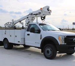 2017 Altec AT235P MOUNTED ON 2017 FORD F550