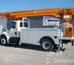2004 Pitman PC1549T MOUNTED ON INTERNATIONAL DURASTAR 4300 Digger Derricks for Sale