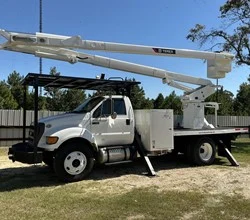 2014 Terex HI RANGER XT60 MOUNTED ON 2015 FORD F750