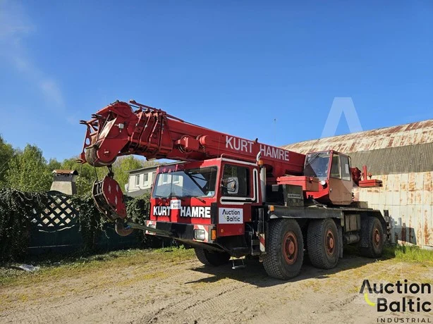 1989 LIEBHERR LTM1045