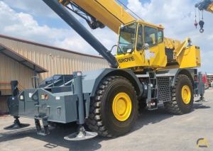 2007 Grove RT880E