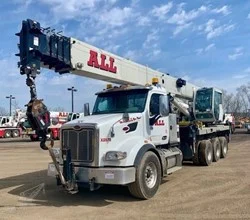 2018 National NBT40-1 MOUNTED ON 2019 PETERBILT 567