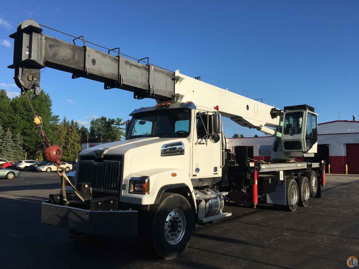 2015 Elliott 36127R