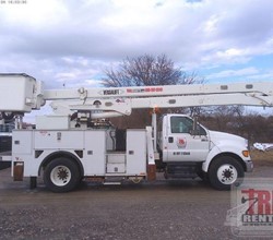 2016 VERSALIFT VO460MHI MOUNTED ON 2015 FORD F750