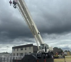 2011 Terex RT780