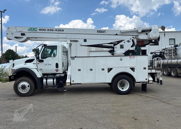 2022 VERSALIFT VN555MHI MOUNTED ON 2022 INTERNATIONAL HV