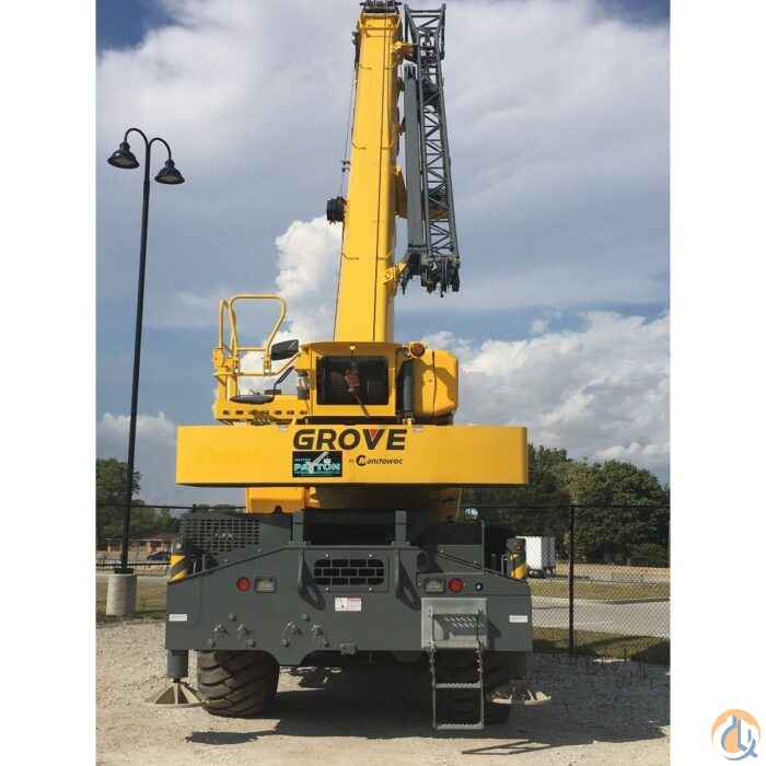 2018 Grove GRT880