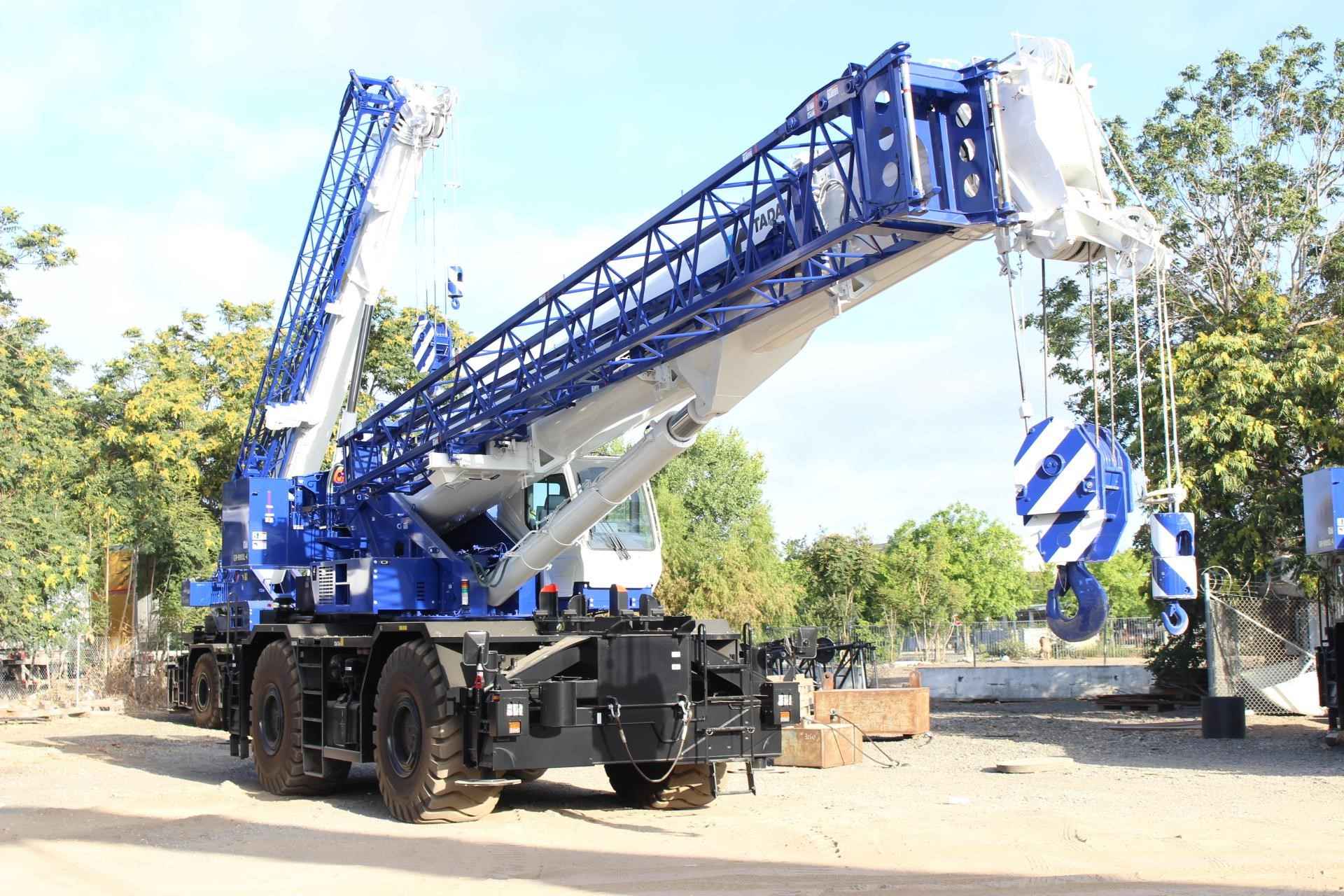 2024 Tadano GR-900XL