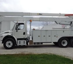 2012 Altec A77T MOUNTED ON 2012 FREIGHTLINER BUSINESS CLASS M2 106 Bucket Trucks / Service Trucks for Sale
