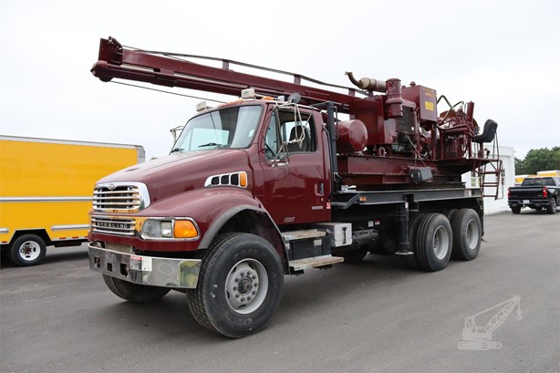 2002 TEREX GENERAL 65 MOUNTED ON 2002 STERLING ACTERRA