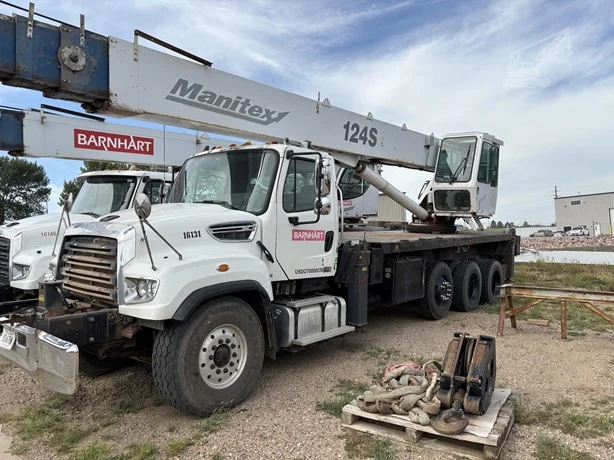2013 MANITEX 40124S MOUNTED ON 2013 FREIGHTLINER 114SD