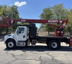 2018 Elliott L60R MOUNTED ON 2019 FREIGHTLINER BUSINESS CLASS M2 106 PLUS