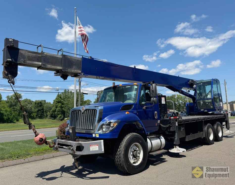 2012 National Crane 13110A