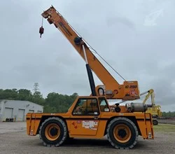 2023 Broderson IC250-3E