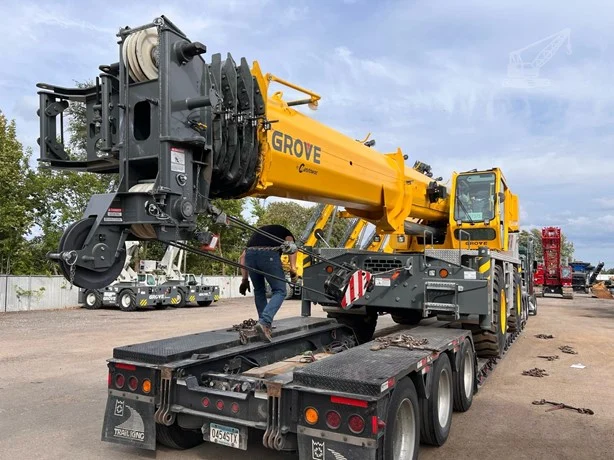 2022 GROVE GRT650L