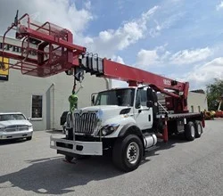 2009 Elliott 18125R MOUNTED ON 2009 INTERNATIONAL WORKSTAR 7500