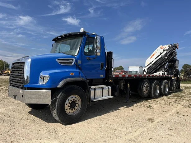 2015 PM 41S MOUNTED ON 2015 FREIGHTLINER 114SD