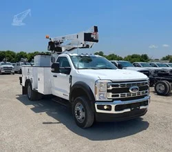 2025 VERSALIFT SST40EIH MOUNTED ON 2025 FORD F550