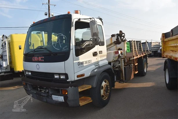 2005 NATIONAL N50 MOUNTED ON 2005 GMC T8500