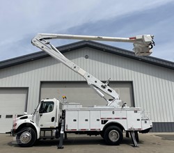 2014 Altec AN55 MOUNTED ON 2014 FREIGHTLINER BUSINESS CLASS M2 106
