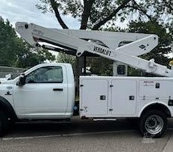 2024 Versalift VST40MHI MOUNTED ON 2024 RAM 5500 HD