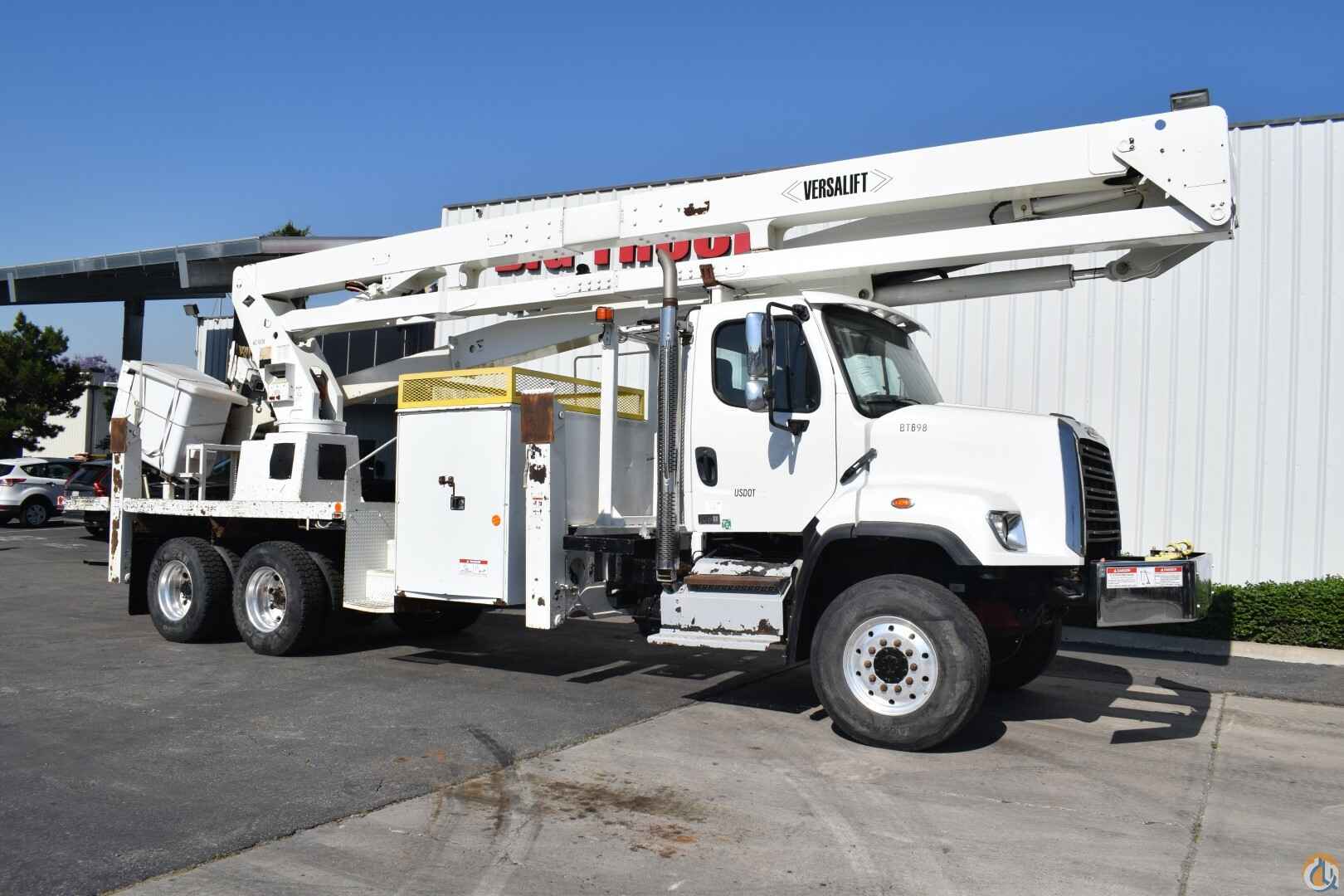 2013 Versalift VST-9000-MHI