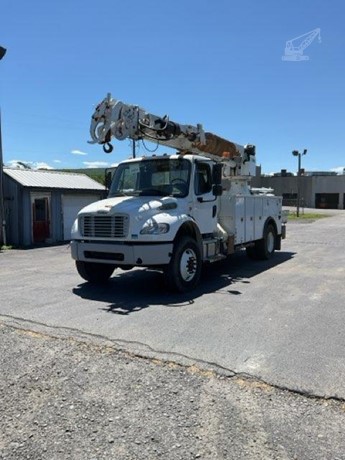 2018 ALTEC DM47BTR MOUNTED ON 2019 FREIGHTLINER BUSINESS CLASS M2 106